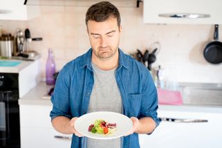 ŽENA-IN - Dva roky po rozvodu mi došlo, že jsem svou bývalou ženu nedocenil. Měl jsem s ní zůstat, lituje Martin